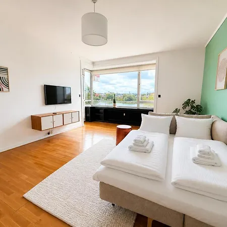 Large 3br With Elevator Vewing Over The Lakes Apartament Kopenhaga