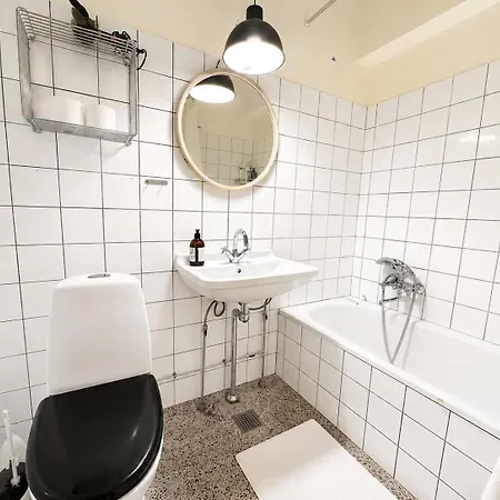Large 3br With Elevator Vewing Over The Lakes Kopenhaga