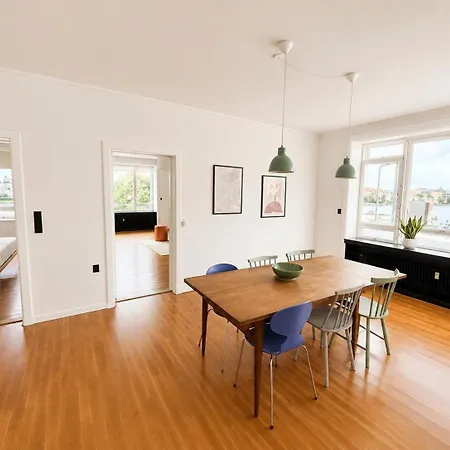 Apartament Large 3br With Elevator Vewing Over The Lakes Kopenhaga